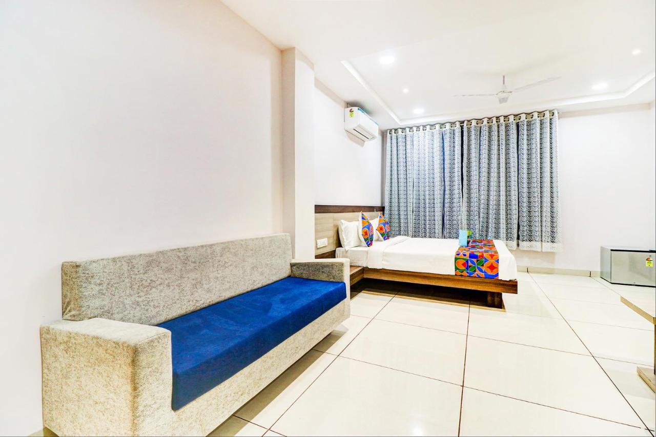 Fabhotel Pishori Inn Indore Exterior photo
